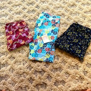 3 pairs LuLaRoe full length leggings size TC2 will fit from size 14 womens & up